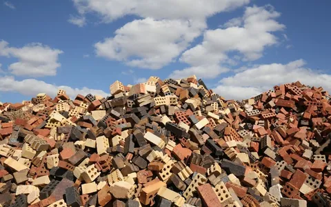 Construction waste removal service in Dubai