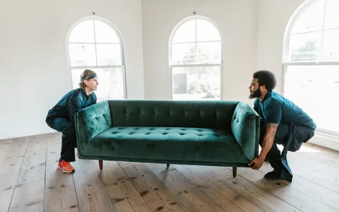 Furniture removal service in Dubai